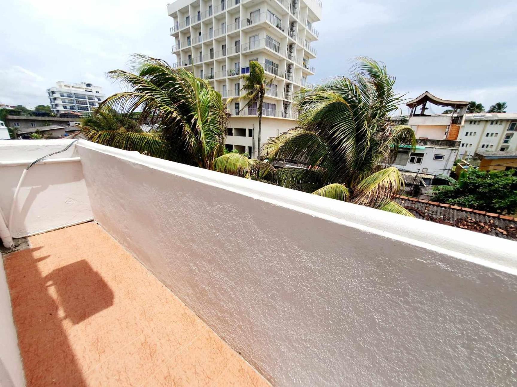 Mountbaylk Hotel Dehiwala-Mount Lavinia Exterior photo